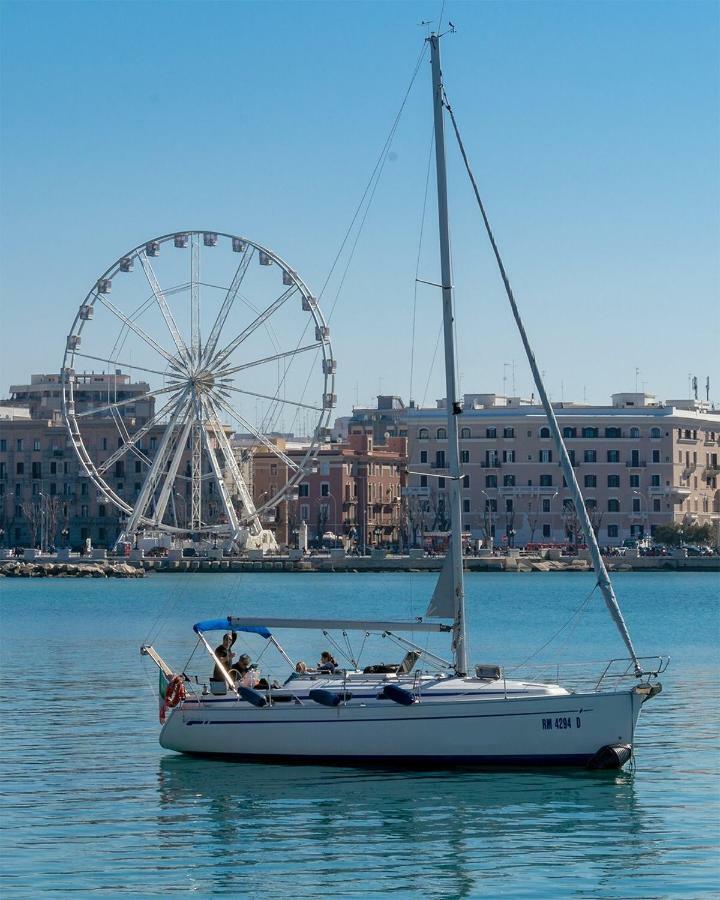 Azzurra Flat Bari Center Apartment Bagian luar foto