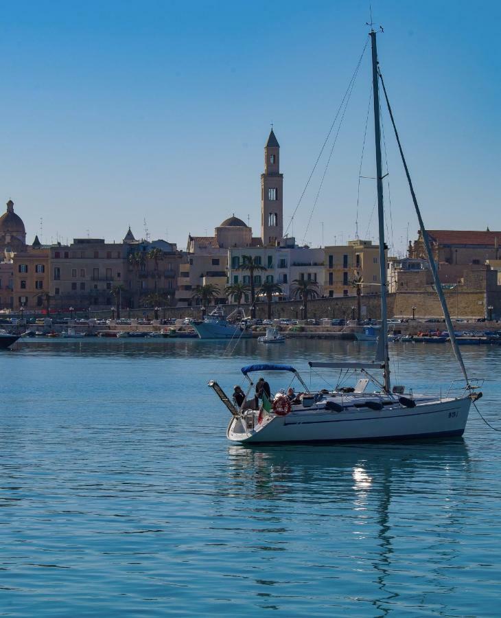 Azzurra Flat Bari Center Apartment Bagian luar foto